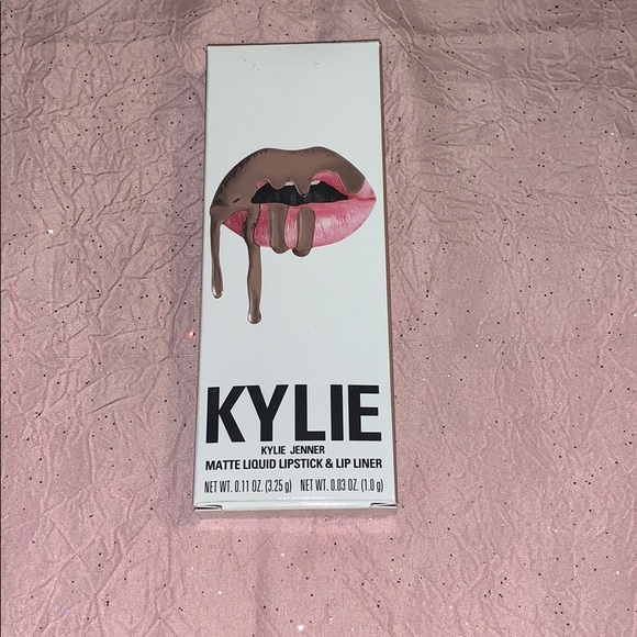 Kylie Cosmetics Other - Kylie Jenner Lipkit in shade Maliboo! Kylie Cosmetics Other - Kylie Jenner Lipkit in shade Maliboo!